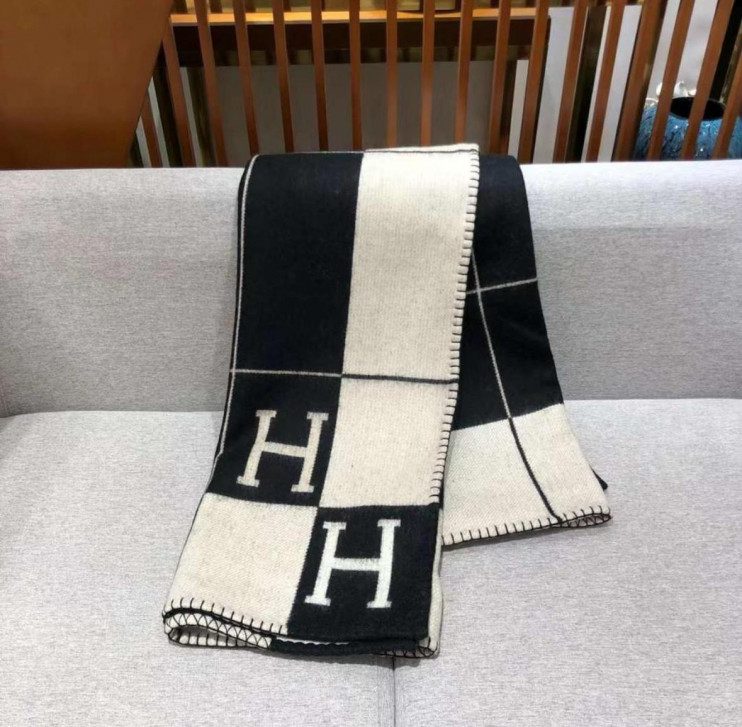 Плед Hermes Avalon толстый черный