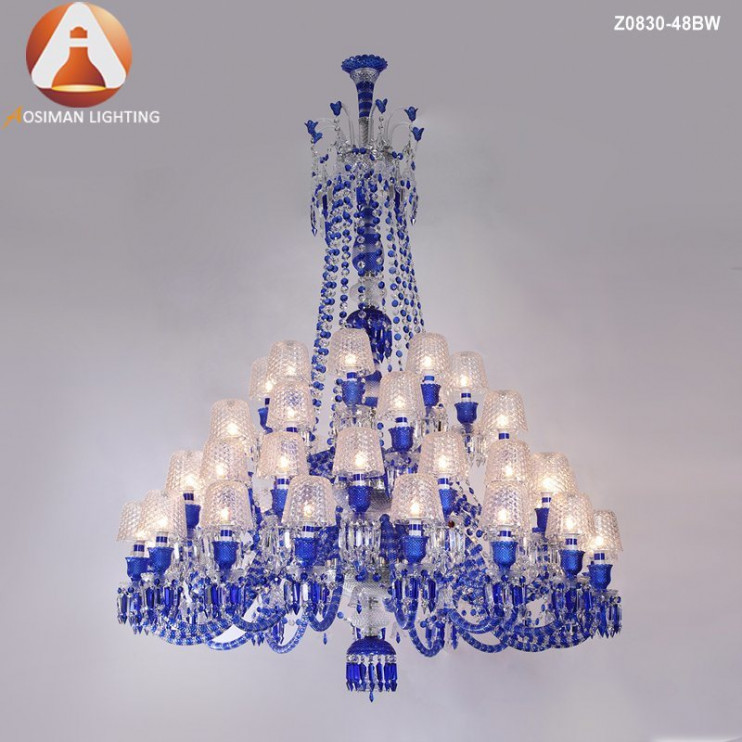 Дизайнерская светлая хрустальная люстра Baccarat