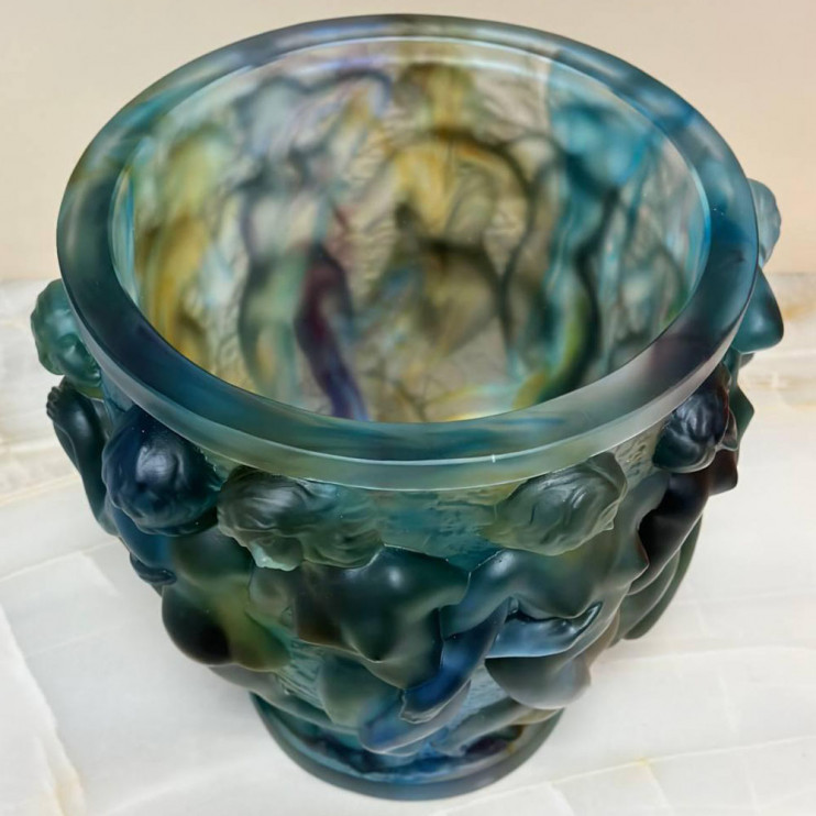 Ваза Lalique Bacchantes 24 см цветная