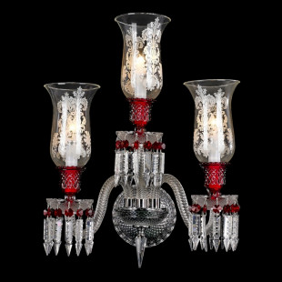 3. Настенное бра Baccarat из светлого хрусталя