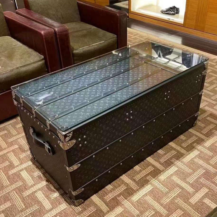 Сундук Louis Vuitton