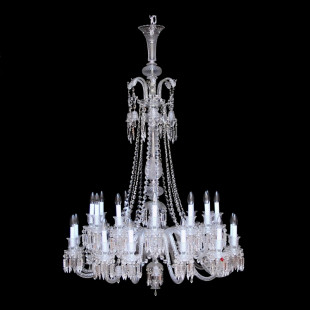 Блестящая хрустальная люстра Baccarat
